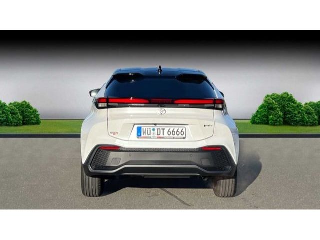Fahrzeugabbildung Toyota C-HR 1.8 Hybrid Team Deutschland Carplay
