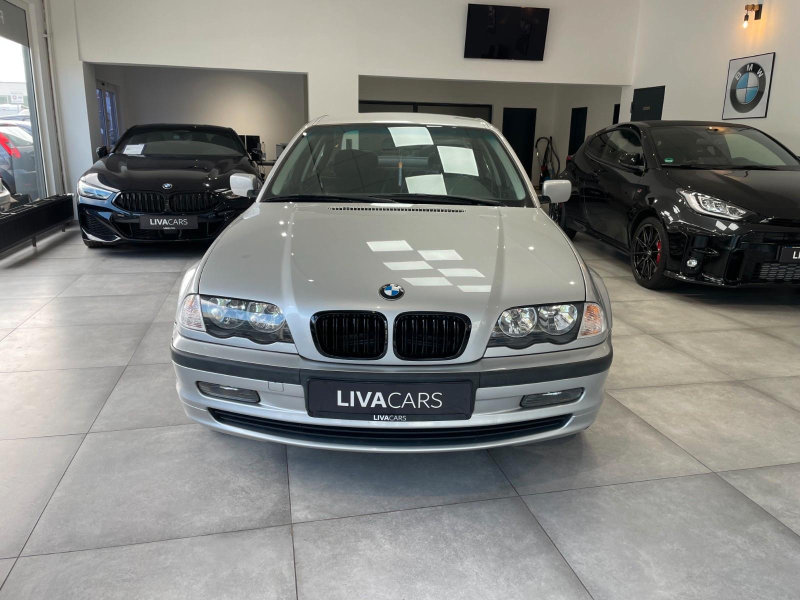 BMW 320i