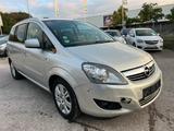 Opel Zafira B Family Plus  1.8     Nr.   36 - Opel Zafira Gebrauchtwagen in Freiburg