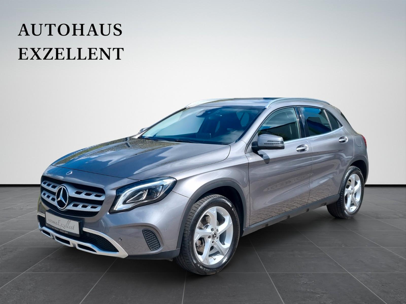 Mercedes-Benz GLA 250 4Matic*LED*NAVI*LEDER*SHZ*PDC*KAMERA*