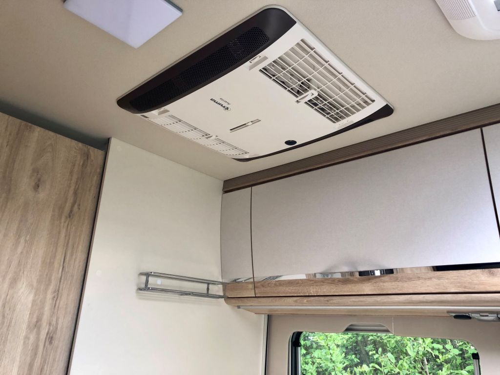 Fahrzeugabbildung Eura Mobil Integra Line 720 QB *SCHAUSONNTAG 11 - 16 Uhr*