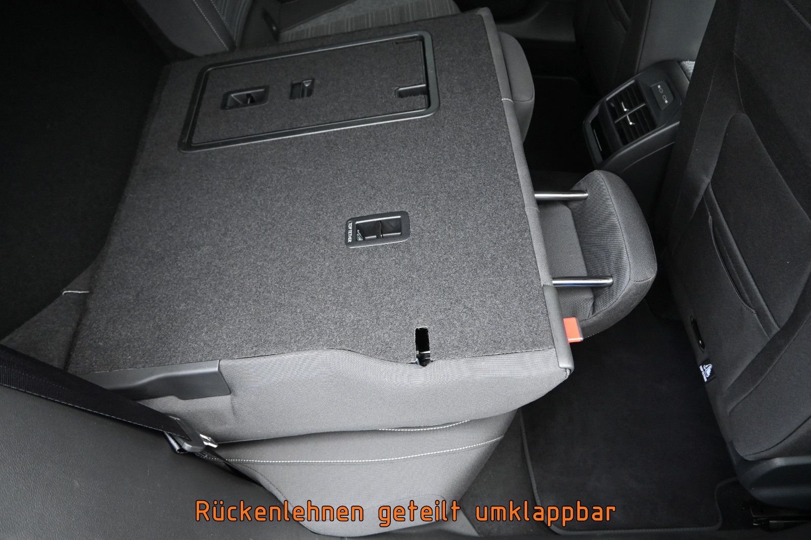 Fahrzeugabbildung SKODA Superb 2.0 TSI DSG Selection Combi 4x4 °ACC°AHK°