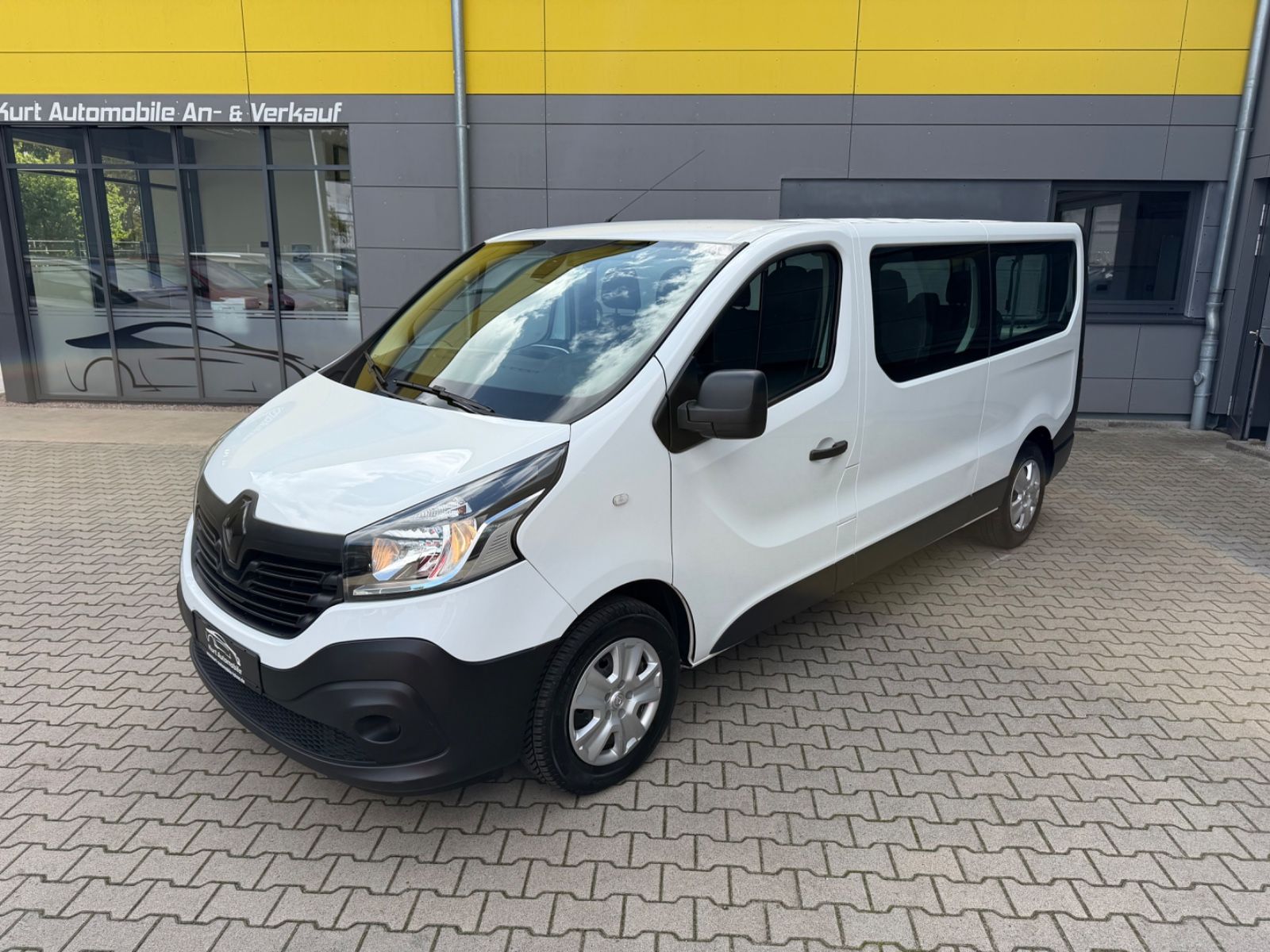 Renault Trafic Combi L2H1