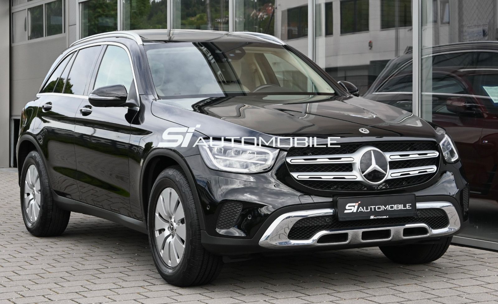 Fahrzeugabbildung Mercedes-Benz GLC 300 d 4MATIC °ACC°PANORAMA°STANDHEIZ°360°KAM