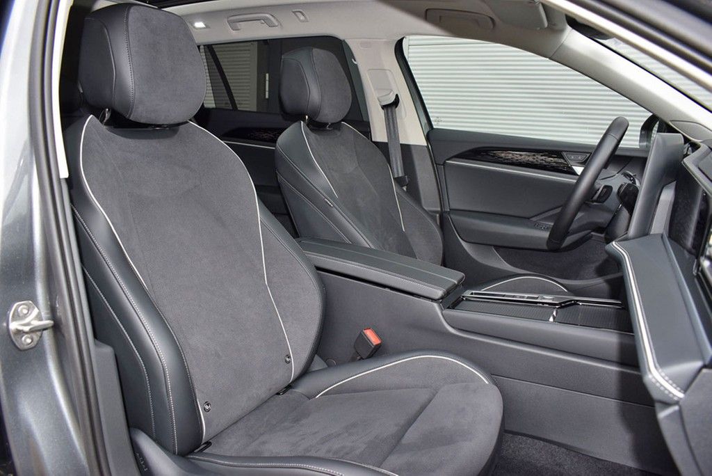 Volkswagen Passat Variant TDI 2.0 DSG Elegance Matrix AHK foto 5