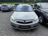 Opel Vectra C Caravan Edition Plus - Opel Vectra mit Diesel-Antrieb: Kombi