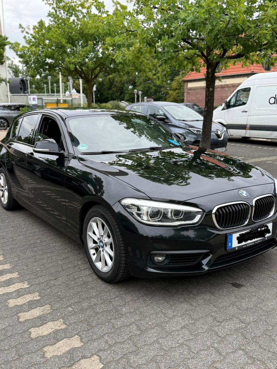 BMW 120d xDrive Advantage A Advantage