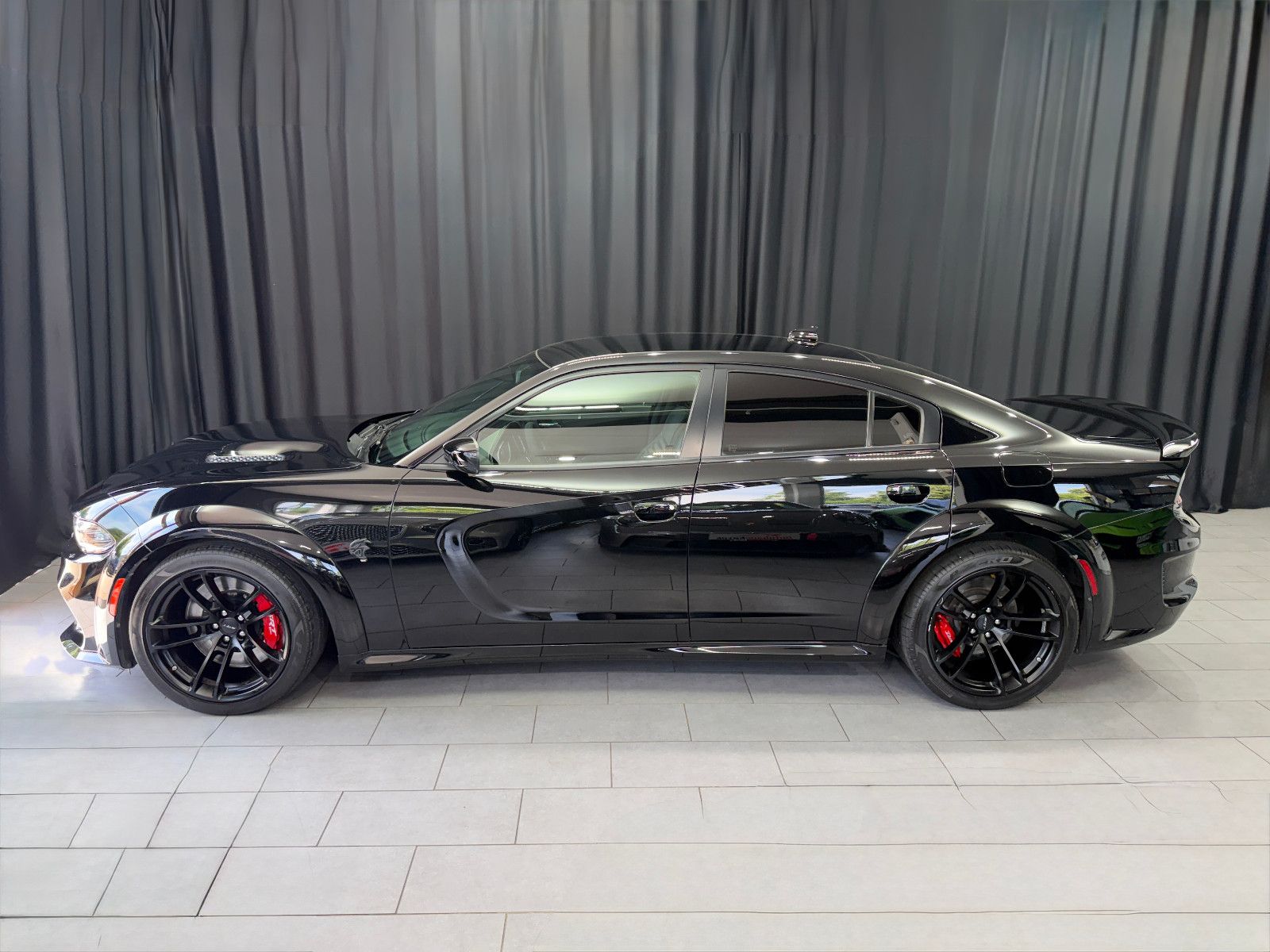 Fahrzeugabbildung Dodge Charger SRT Hellcat|WIDEBODY|U-FREI|D-FZG|H&K