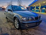 BMW 320d touring Leder,Navi,SHZ,ALU,Scheckheft - BMW 320 aus 2004: 320d
