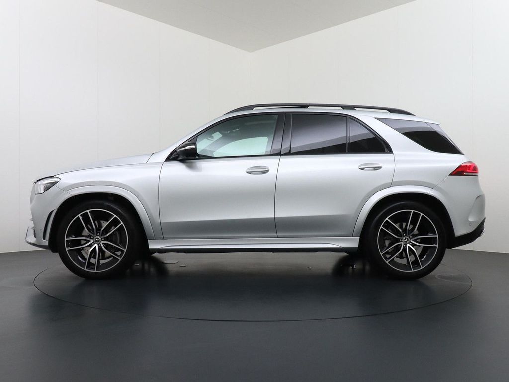 Mercedes-Benz GLE 300 d 4MATIC AMG Premium Plus | luftfederung