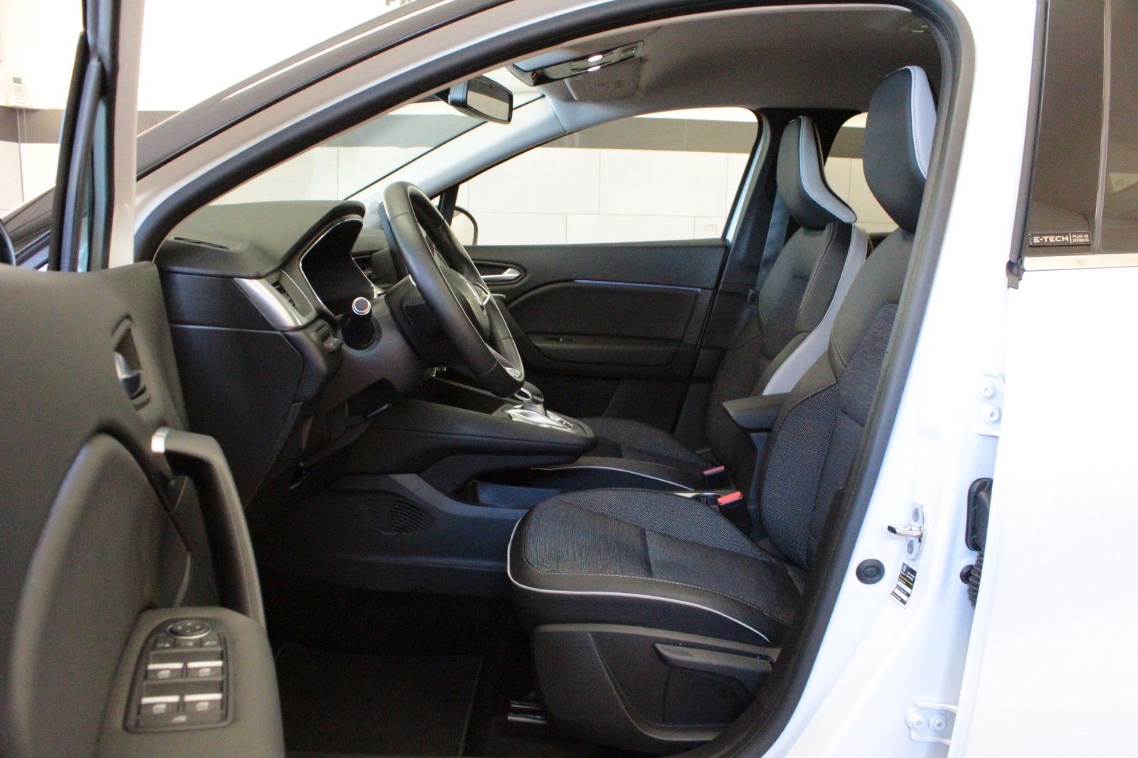 Fahrzeugabbildung Renault Captur E-Tech Plug-in 160  Plug in Hybrid