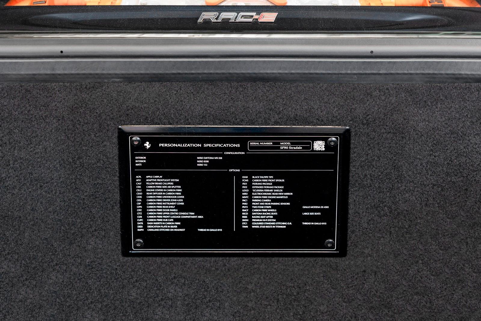 Ferrari SF90 Stradale ASSETTO*CARBON*KAMERA