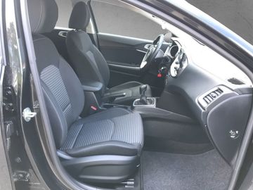 Kia Ceed 1.5 T-GDI *KAMERA*DAB*KLIMAAUTOMATIK*PDC