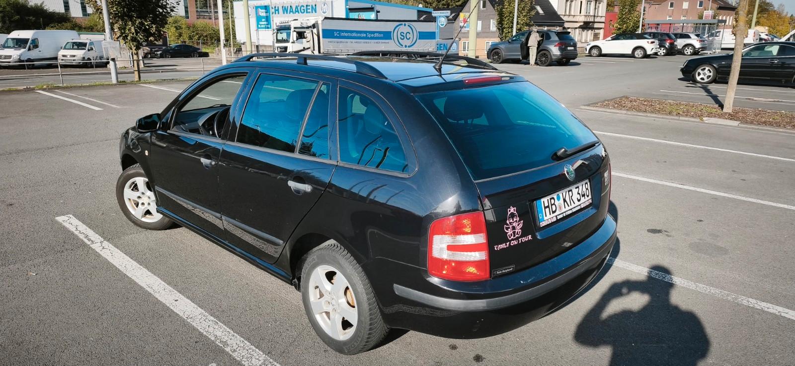 Skoda Fabia 2006 — rear view