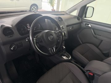 Volkswagen Caddy Maxi 2.0TDI DSG NAVI STANDHZG AHK 7SITZ