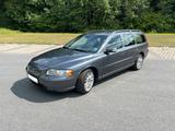 Volvo V70 2.4 Edition Sport 1. Hand sehr gepflegt - gebrauchte Volvo V70 aus dem Jahr 2007