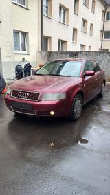 Audi A4 1.9 TDI Limousine aus 2001 - Audi A4 aus 2001: 1.9