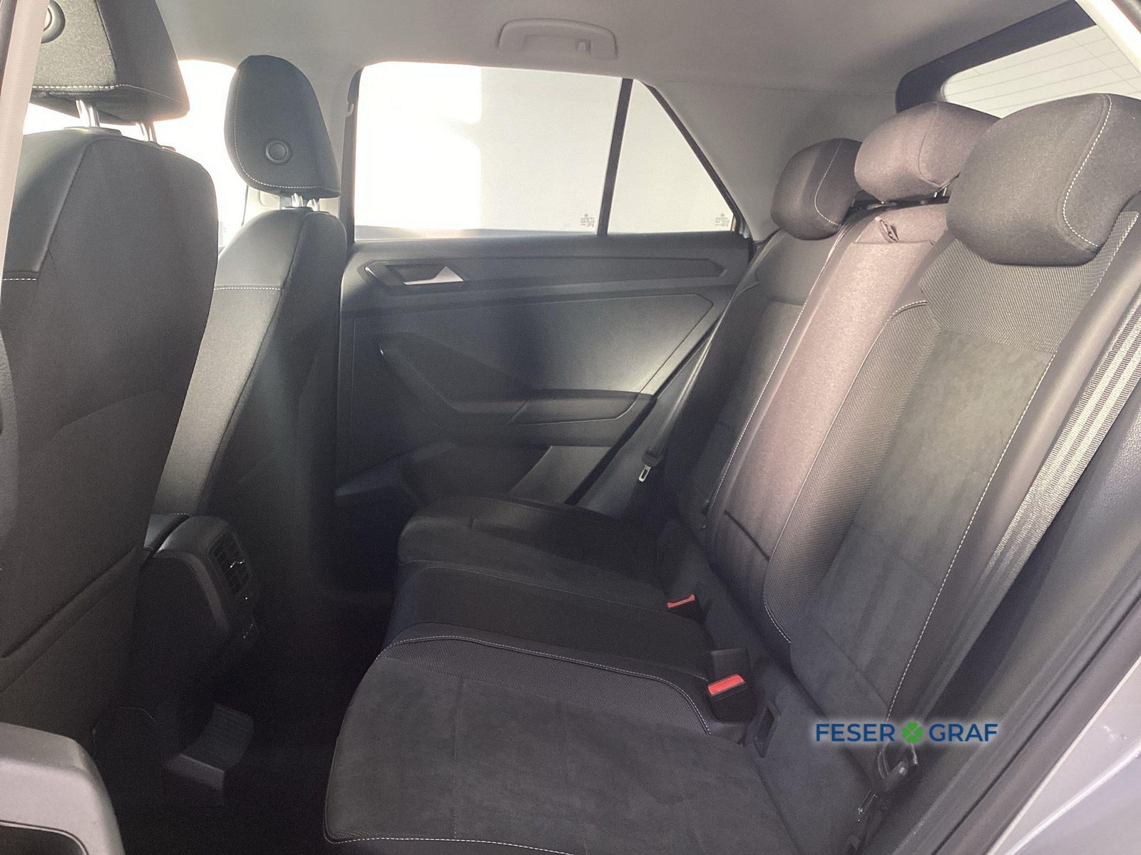 Volkswagen T-Roc - Bild 10