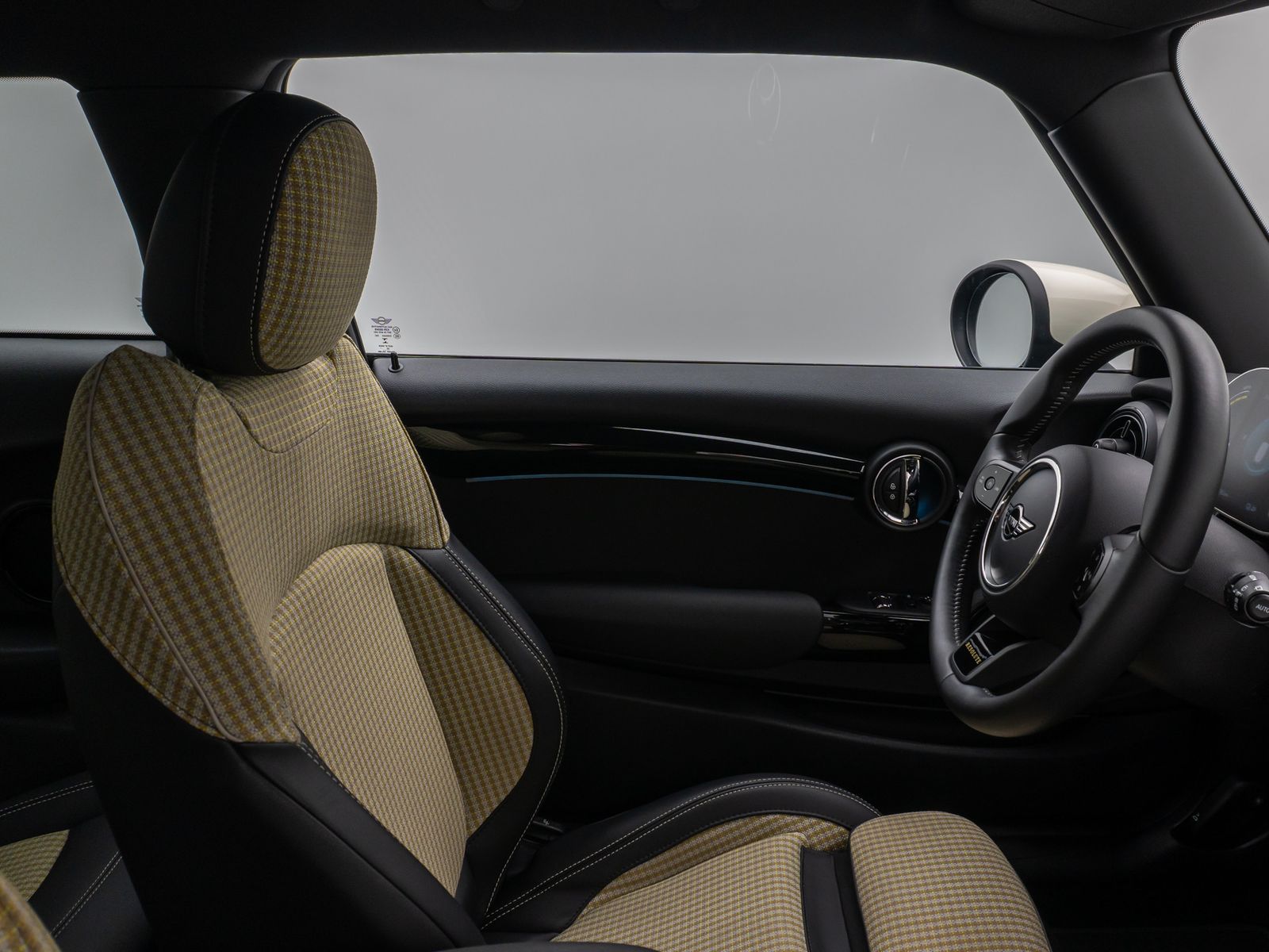Fahrzeugabbildung MINI COOPER SE Resolute Edition PDC hinten LED Navi