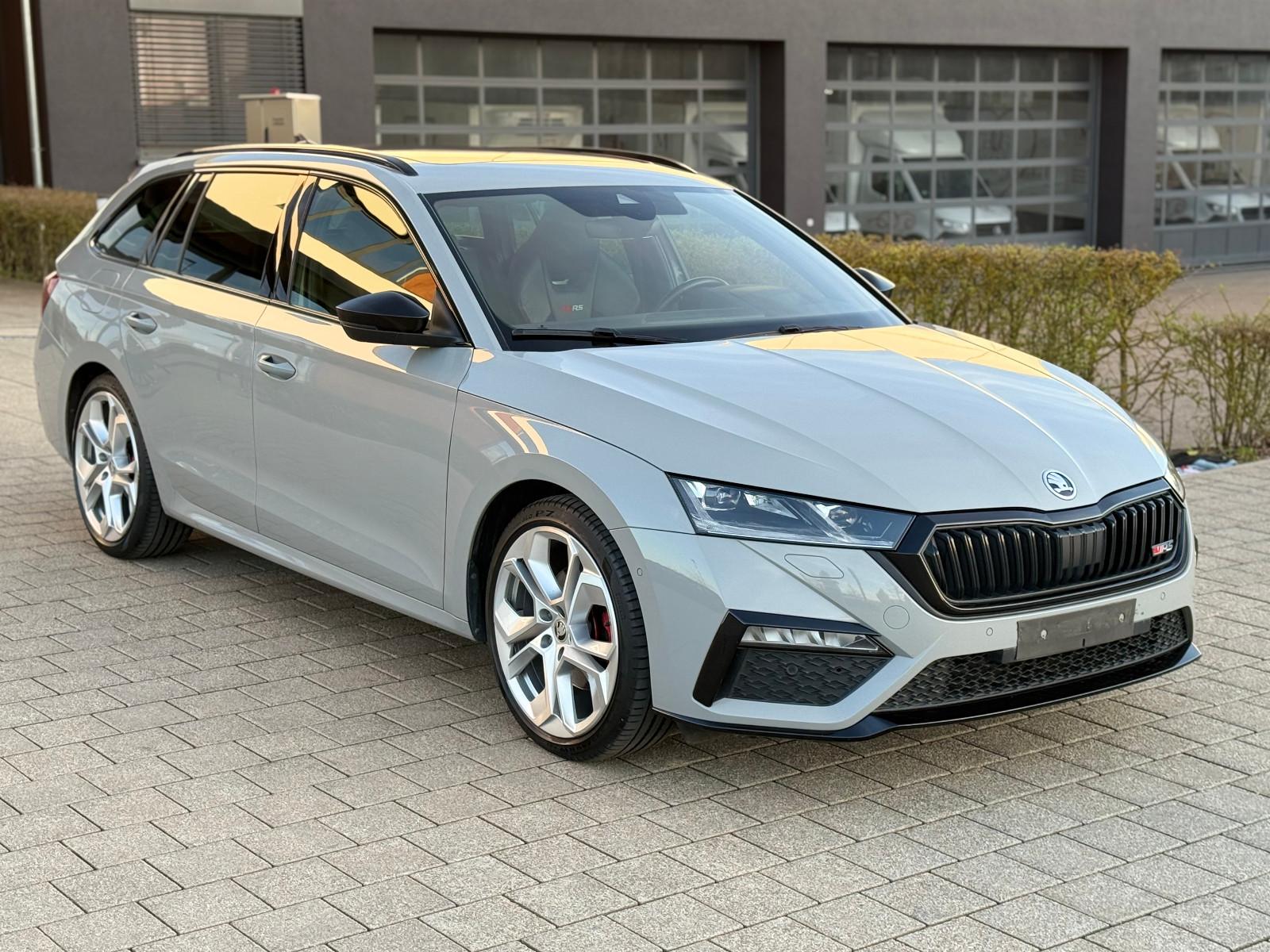 Skoda Octavia Combi RS-Plus ACC Panorama Memory