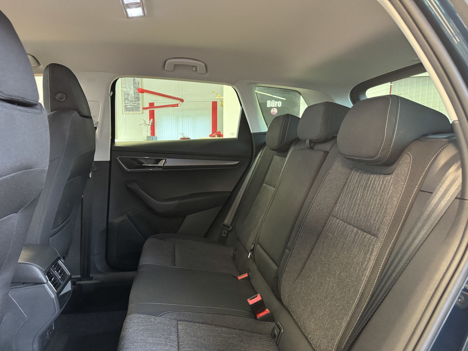 Fahrzeugabbildung SKODA Karoq 1.5 LPG DSG/LED/Navi/ACC/Keyless/Cam/Ahk