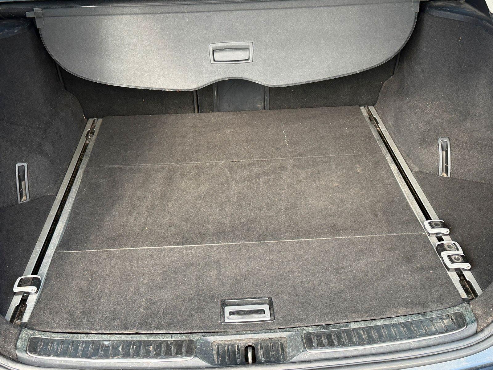 Toyota Avensis 2009 — photo 9