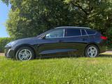 Ford Focus 1,0 EcoBoost 74kW Cool & Connect Turni...