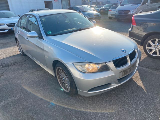 BMW 318 Baureihe 3 Lim. 318i