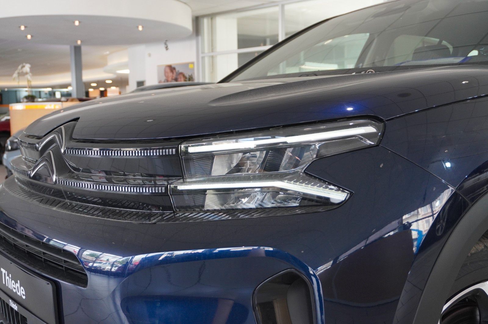 Fahrzeugabbildung Citroën C5 Aircross PLUS 145 E-DSC NAVI/LED/KAMERA/DAB+