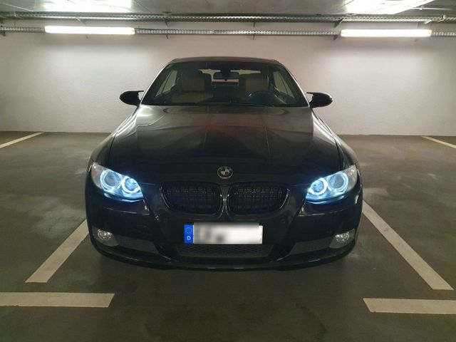 BMW 320i Cabrio schwarz Dakota Leder Perfo...