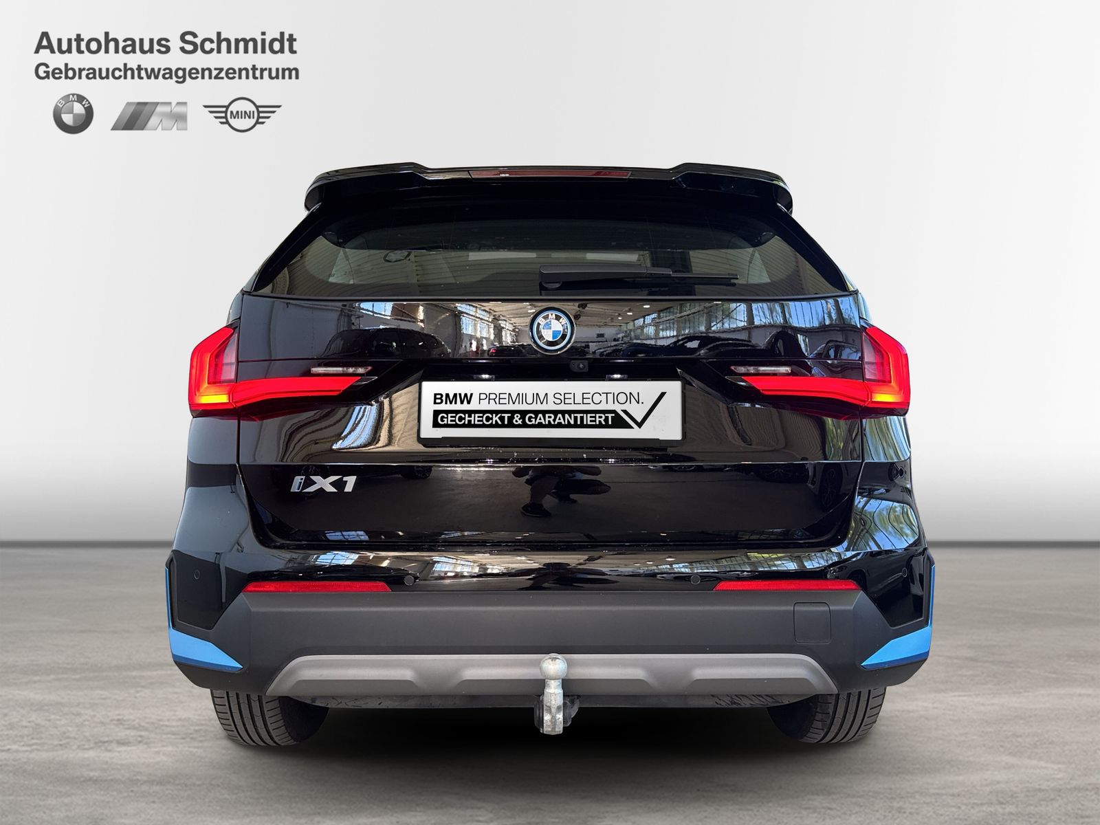 BMW iX1 xDrive30 LC DAB AHK Pano Adapt.LED Adapt.M foto 4
