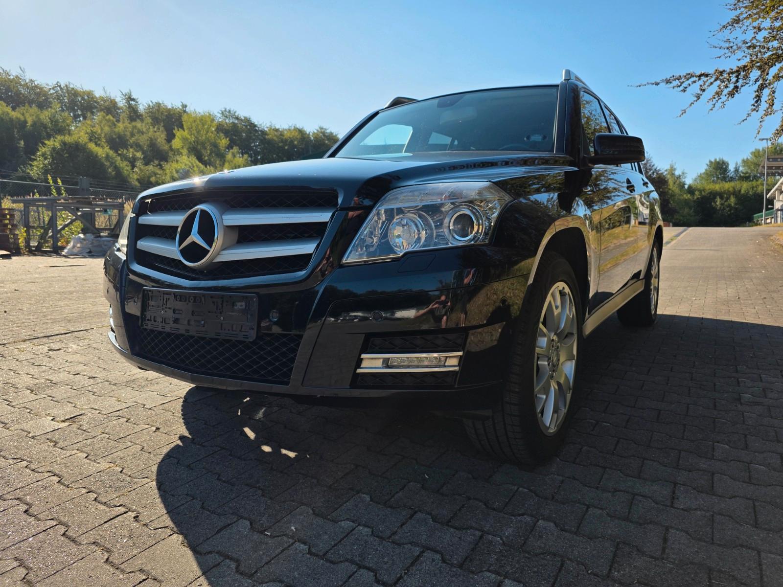 Mercedes-Benz GLK250 2012 — photo 13