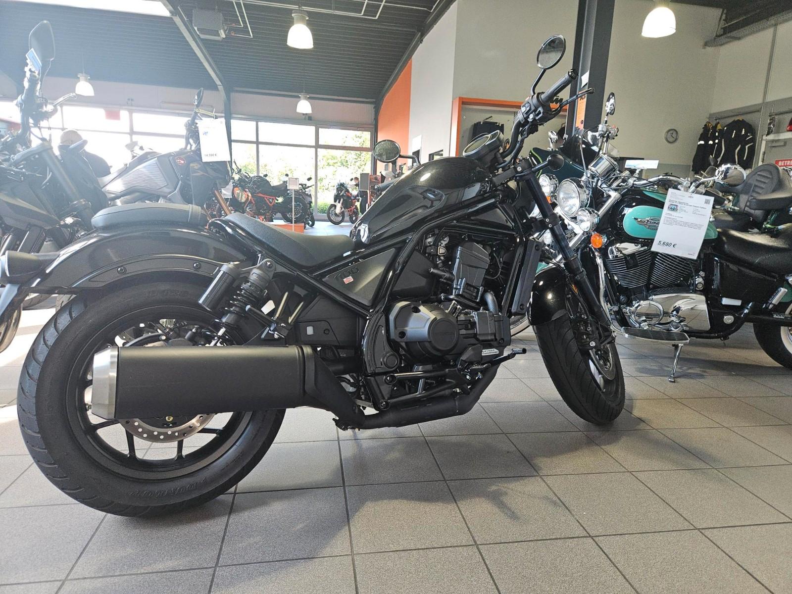 Honda CMX1100 DCT
