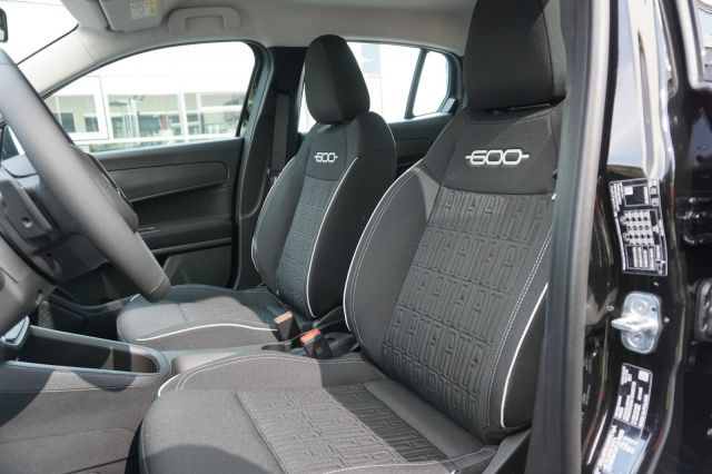 600 Hybrid 1.2 T 100 PS KOMFORT + Winter PAKET