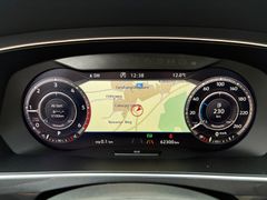 Fahrzeugabbildung Volkswagen Tiguan Highline 2.0 TDI 4MOTION PANO*360°*NAVI!!