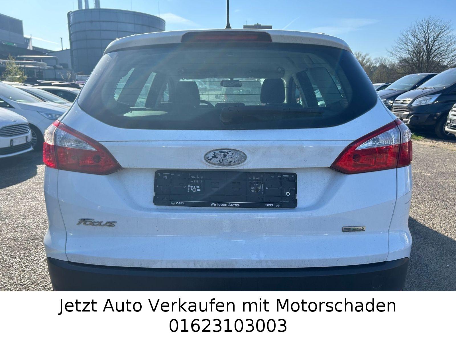 Ford Focus 2013 — photo 14