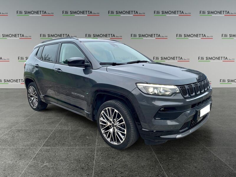 Jeep Compass 1.5 turbo t4 mhev Summit 2wd 130cv  imagem 3