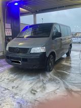 Volkswagen VW T5 Caravelle - gebrauchte VW T5 Caravelle aus dem Jahr 2006