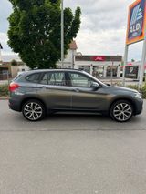 BMW X1 sDrive20i Advantage  - BMW X1 in Frankfurt (Main)