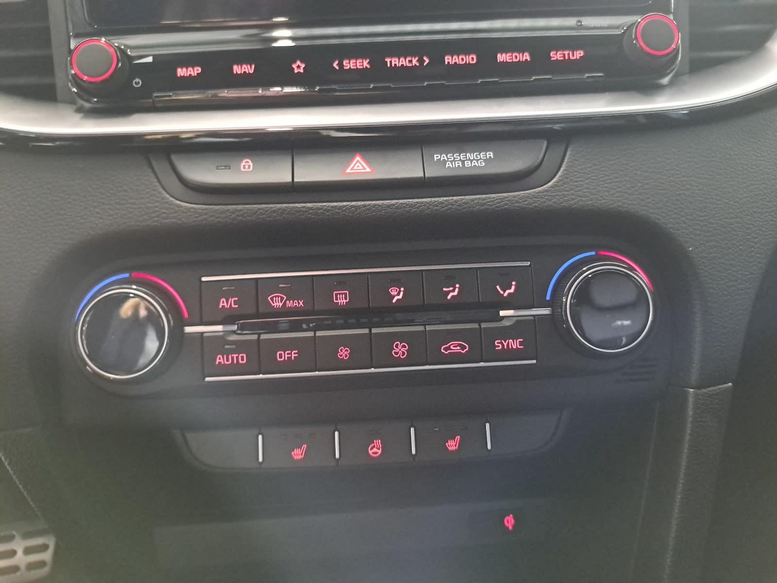 Kia CEED SW 1.5 T-GDI DCT7 GT-LINE TECHNOLOGIE LEDER