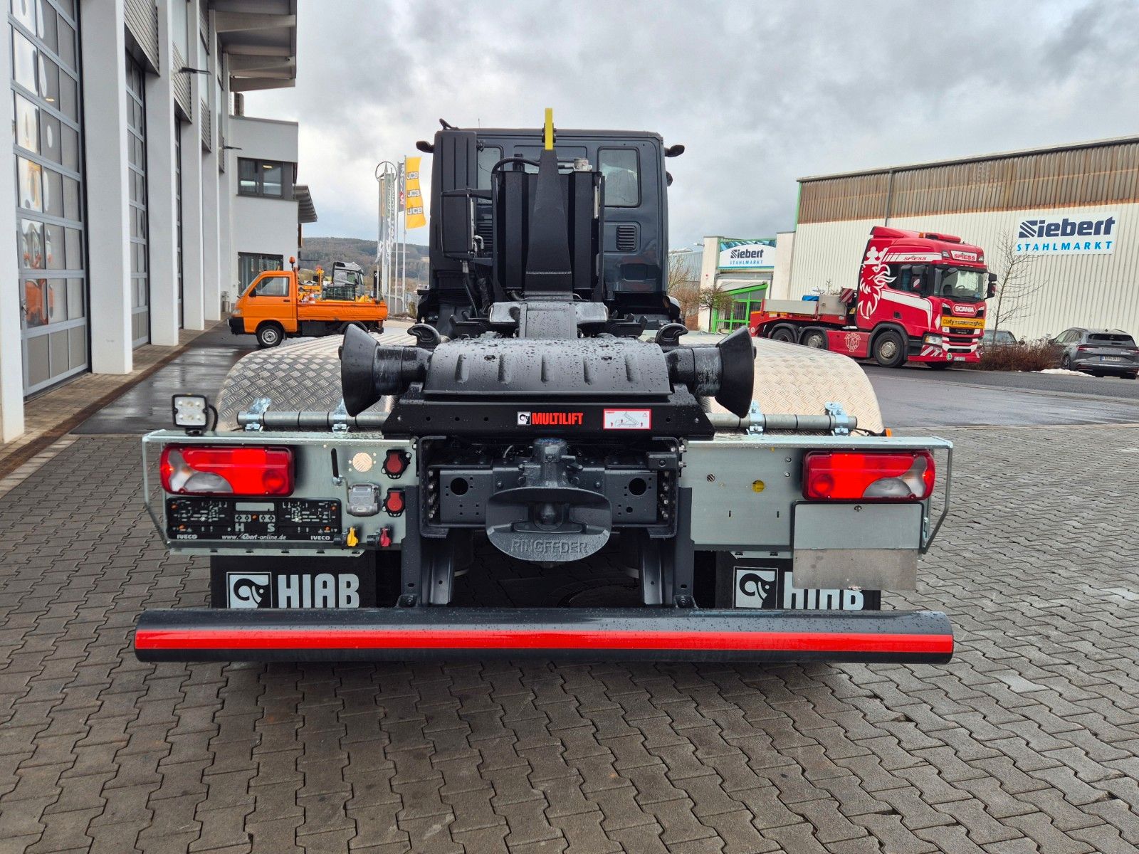 Fahrzeugabbildung Iveco AD300X54Z/P HR 6x4 Abrollkipper