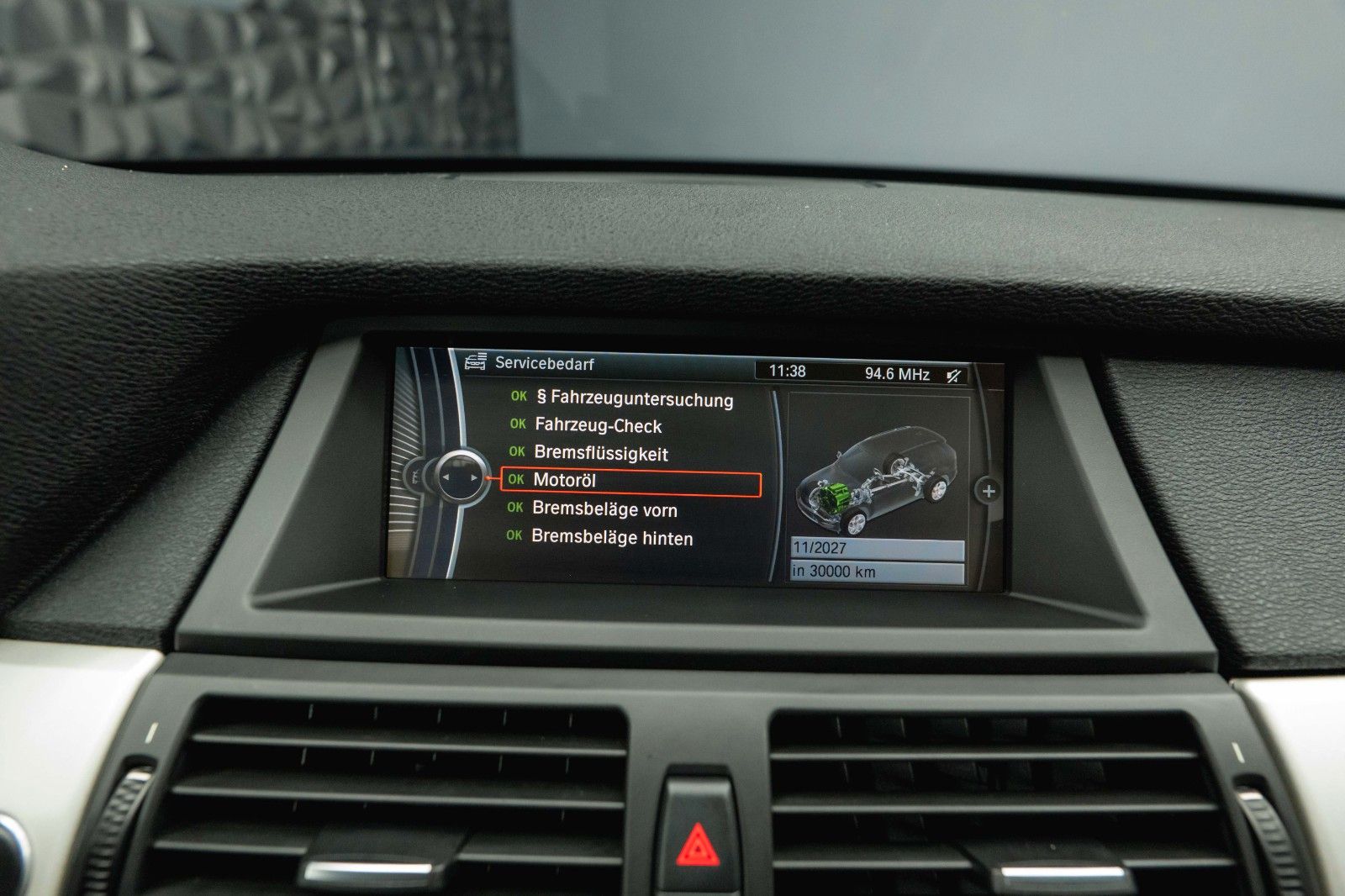 Fahrzeugabbildung BMW X5 xDrive 30d M Sport *TÜV NEU*Xenon*Facelift*