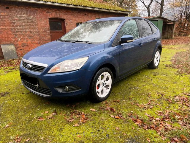 Ford Focus 1.6 Facelift / TÜV ASU neu / Kl...