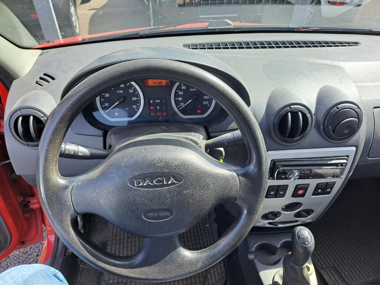 Dacia Logan 2007 — photo 12