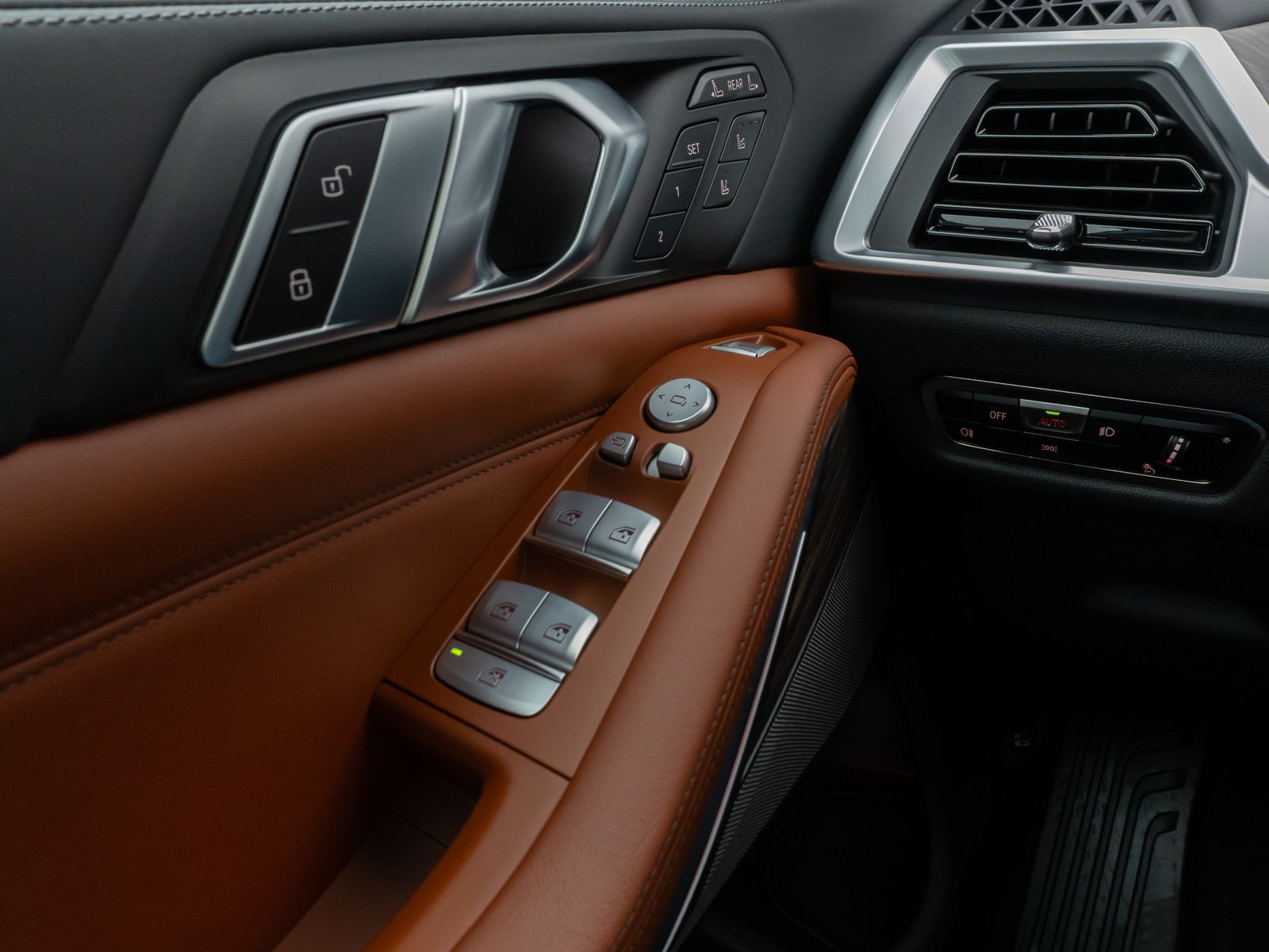 Fahrzeugabbildung BMW X7 xD40d Panorama 360°HUD DAB H/K Massage SoftCl