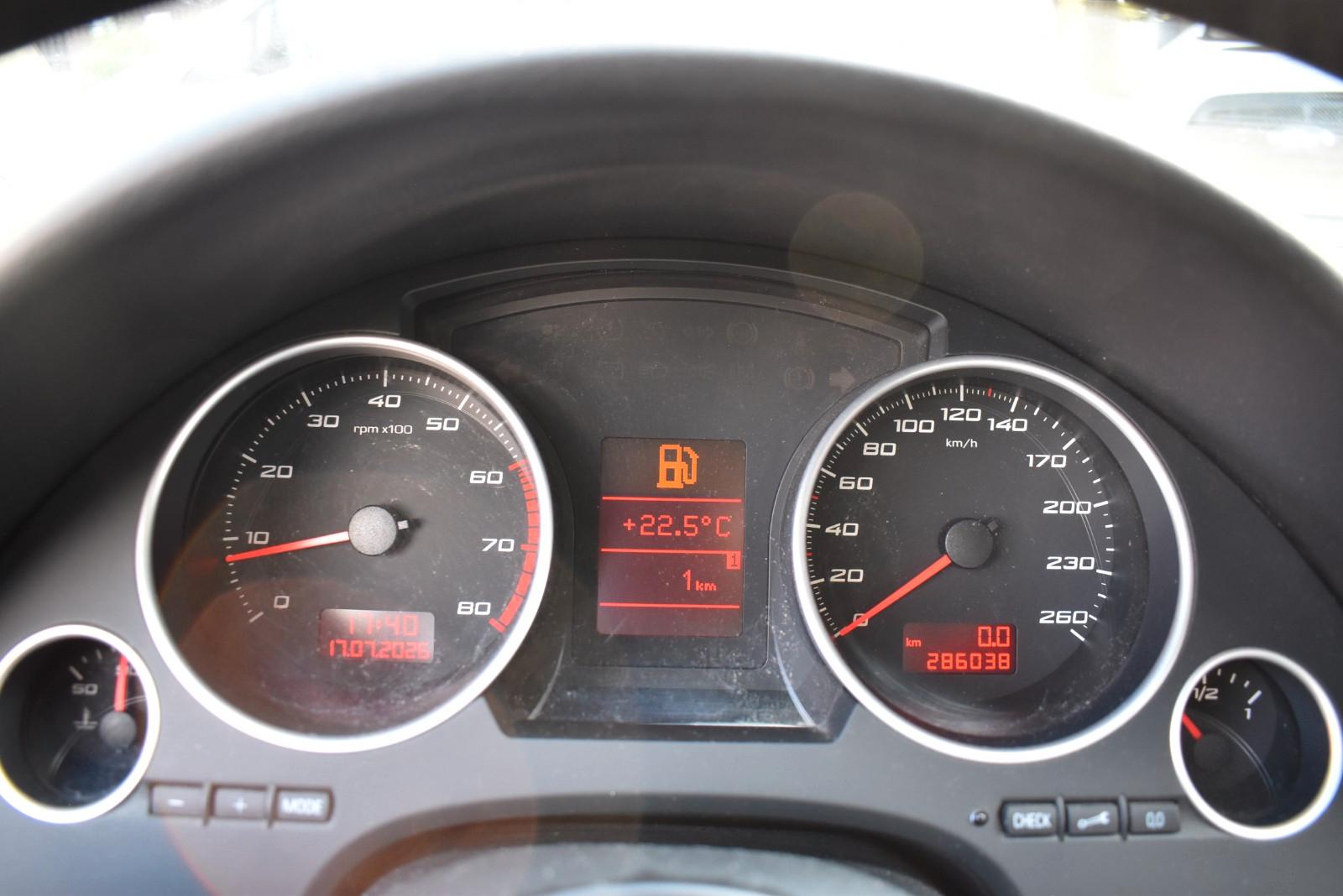 Seat Exeo 2013 — photo 10