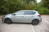 Toyota Auris Touring S. 1,2-l-Turbo Team Deutsch. S... - Toyota Auris Gebrauchtwagen in Stuttgart