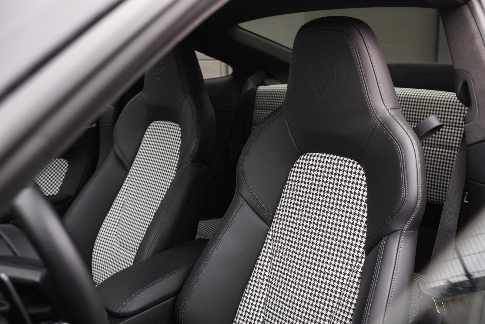 Fahrzeugabbildung Porsche 992/911 Turbo S-Heritage Paket-Nachtsicht-LED