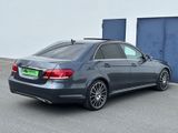 Mercedes-Benz E 220 E -Klasse Lim. E 220 CDI BlueEfficiency - Mercedes-Benz E 220: Cdi Blueefficiency