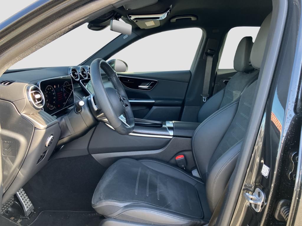 Fahrzeugabbildung Mercedes-Benz GLC 200 4MATIC AMG*NIGHT*Navi*KeyLess*PDC*RFK